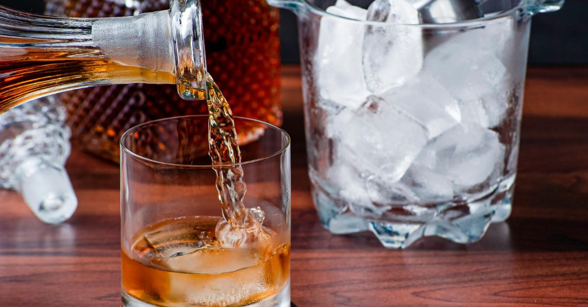 Close up of alcohol drink showing what alcohol means and its types.